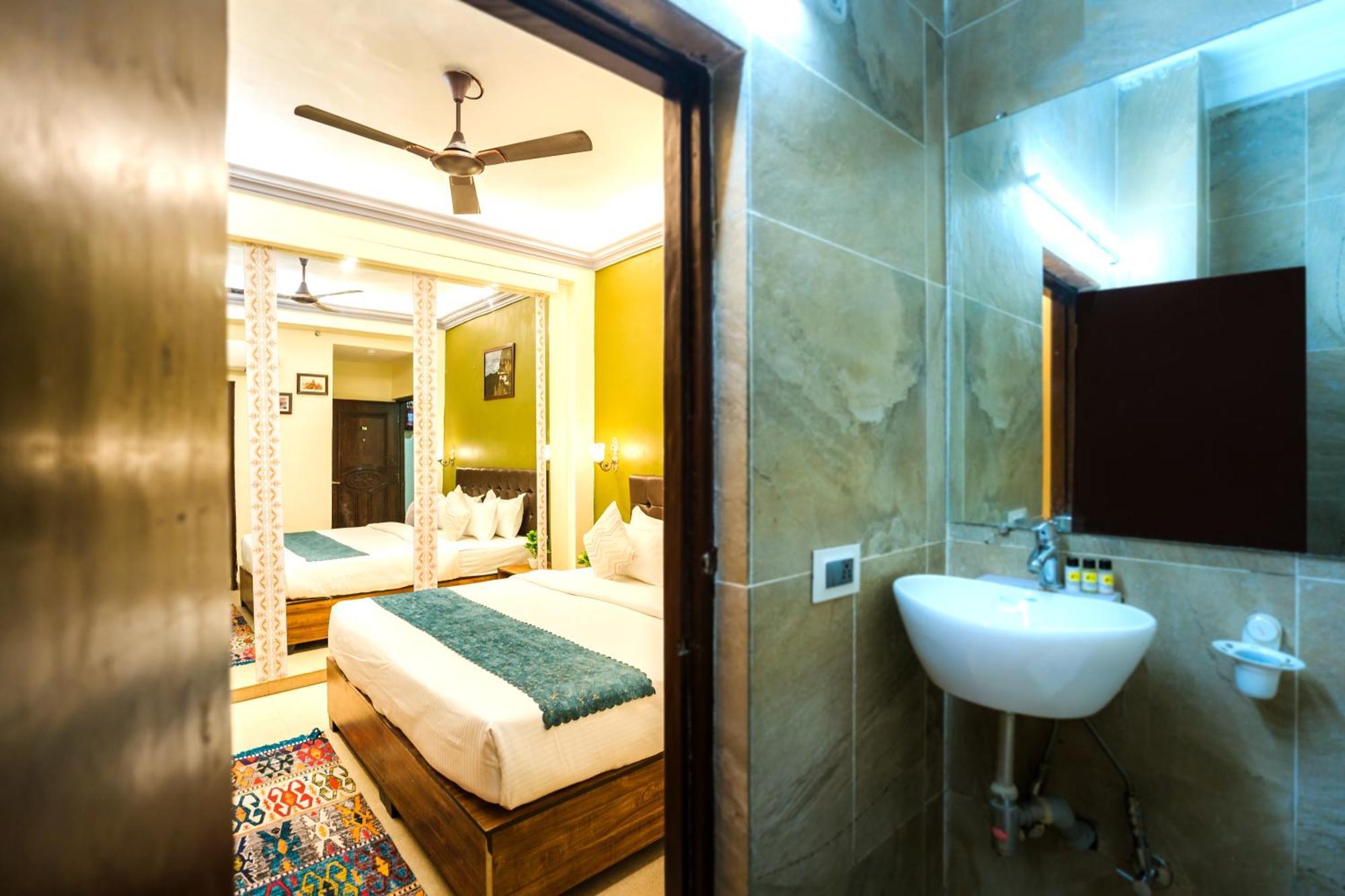 Tripli Hotels Silver Shine Varanasi Luaran gambar