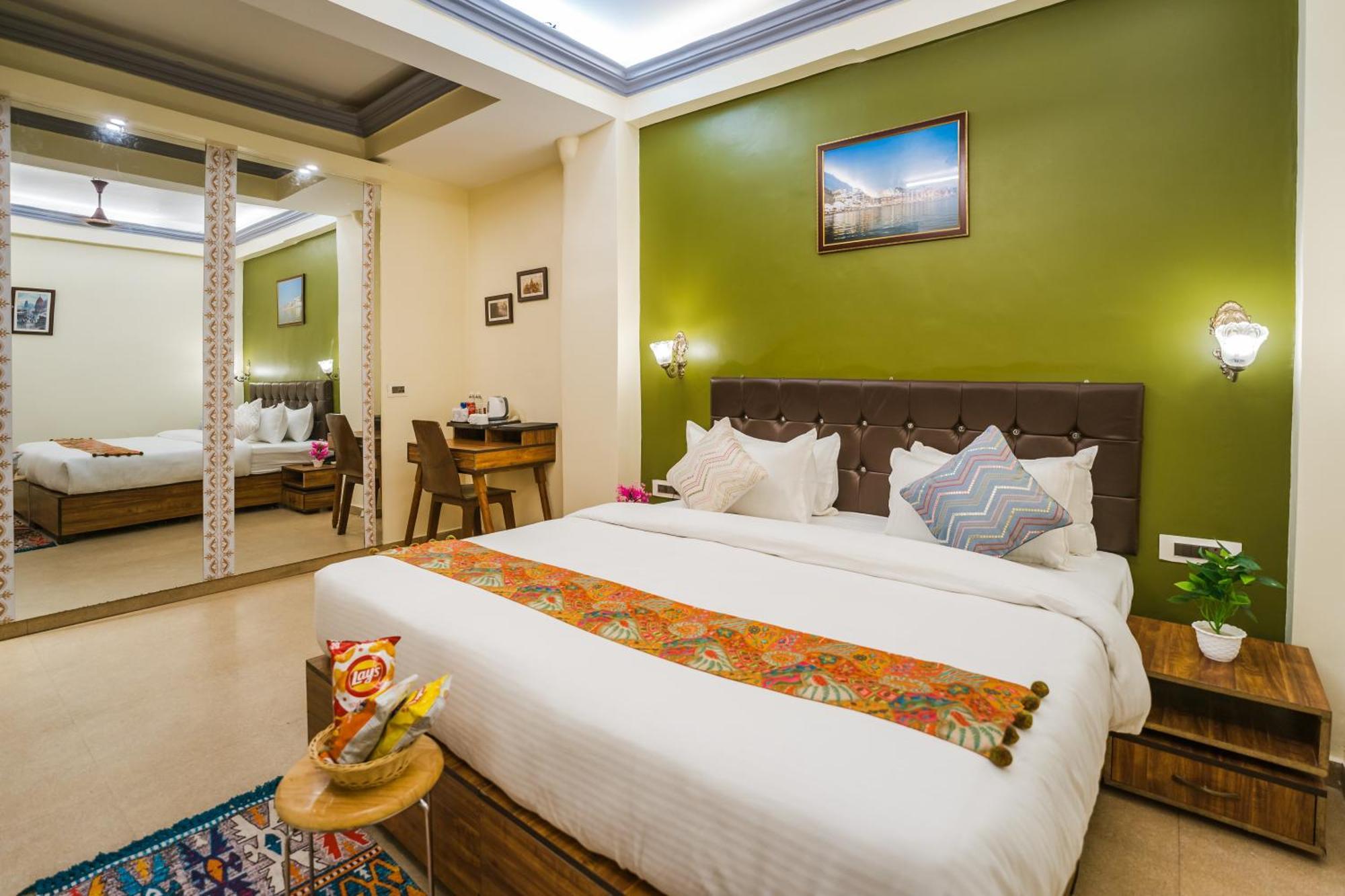 Tripli Hotels Silver Shine Varanasi Luaran gambar