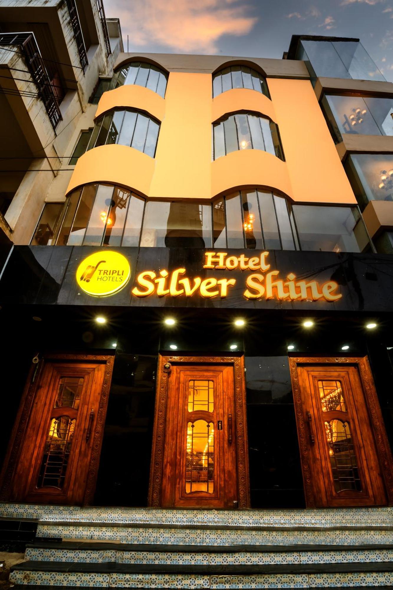 Tripli Hotels Silver Shine Varanasi Luaran gambar